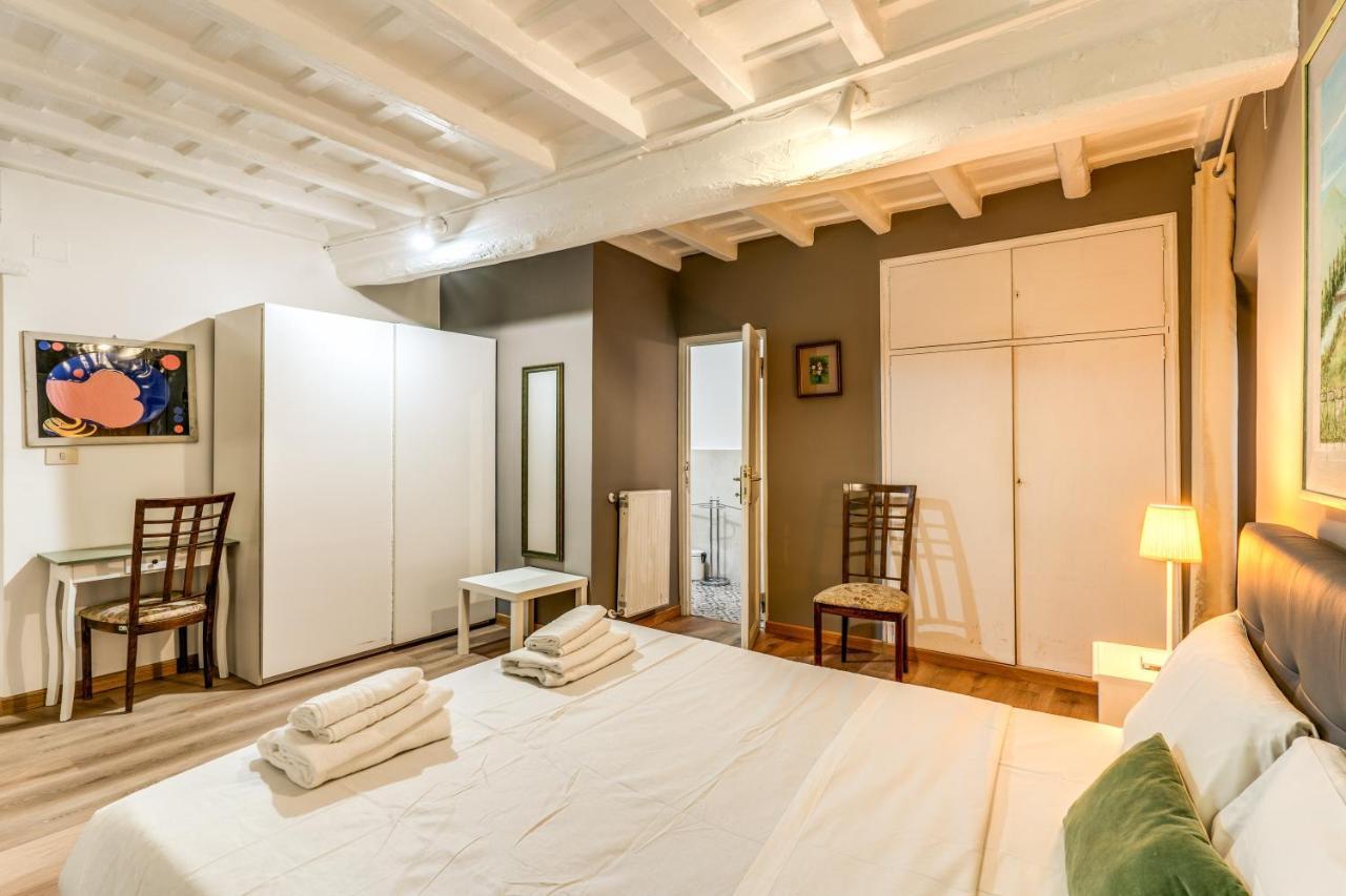 Lovely Spacious Near The Colosseum * Roma