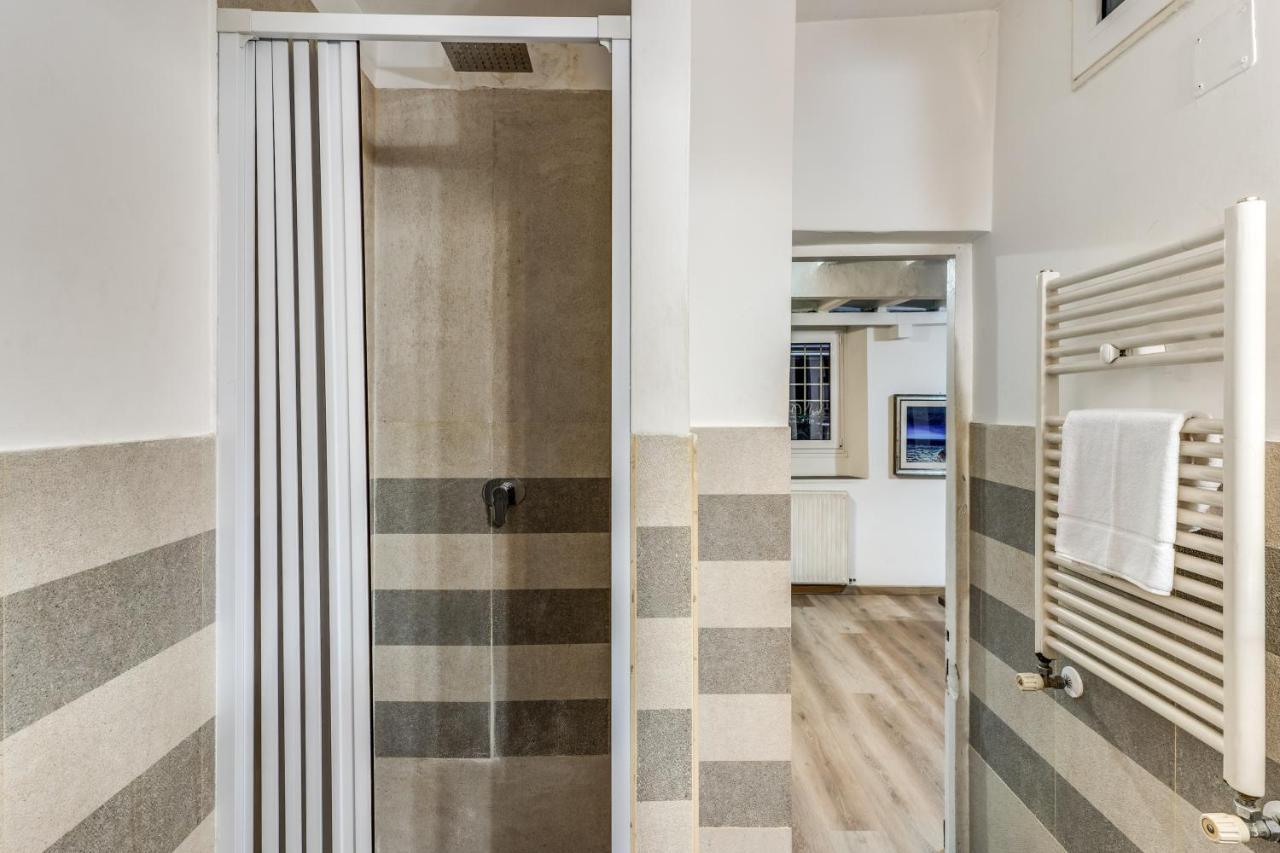 Apartamento Lovely Spacious Near The Colosseum